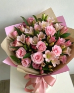 Petal Kiss Bouquet - Image 2