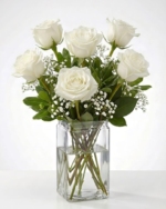 6 White Roses in a Vase