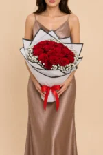 Classic Romance – 24 Roses